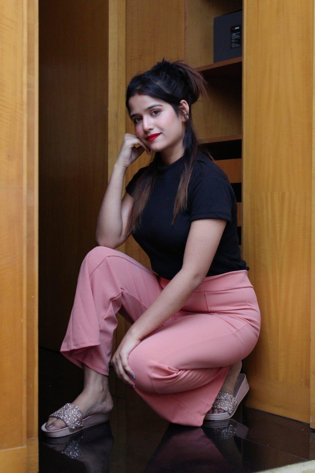  call girl Arjan Garh